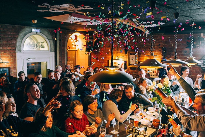 Теперь стало меньше баров. Питерские пабы. Spontan Bar Санкт-Петербург. Paloma Bar СПБ.